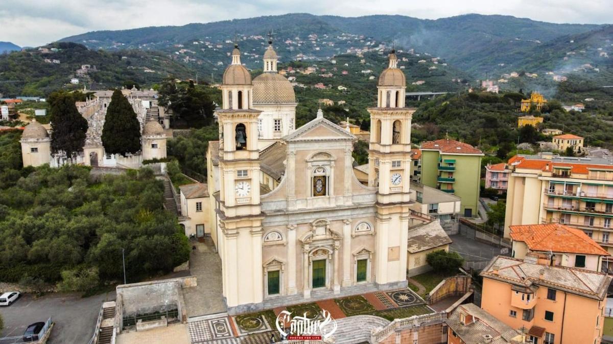 Super Vista Al Grattacielo Di Lavagna Lägenhet Exteriör bild